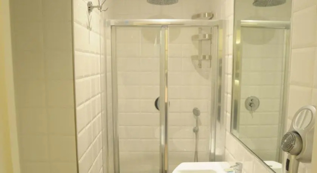 Lodi Guest House, Забронировать Гостевой дом Гостевые дома Рима, рядом с Piazza San Giovanni in Laterano, Гостевой дом