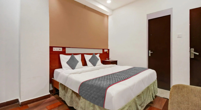 Люкс Palette - Hotel Saket Greens