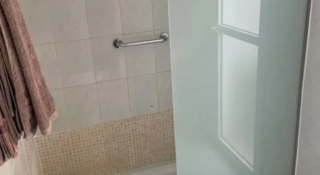 Трёхместный семейный номер Standard Hotel Madrid