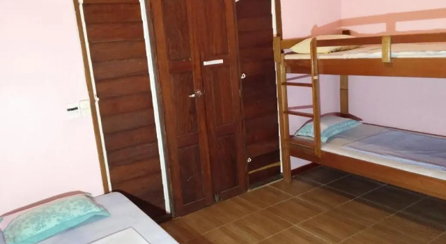 Bluepango Guest House, Réserver Auberge de jeunesse Hideaway Island The Chief