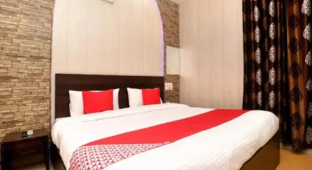 OYO 28162 Hotel Prince, Buchen Sie Hotel Bhatinda 