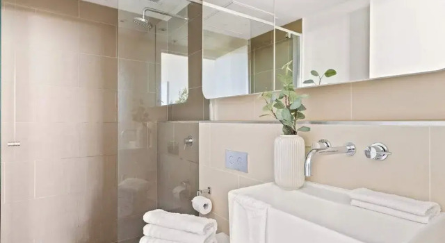 Апартаменты Cozy & Chic 2BR Apt Walk to Melbourne Central