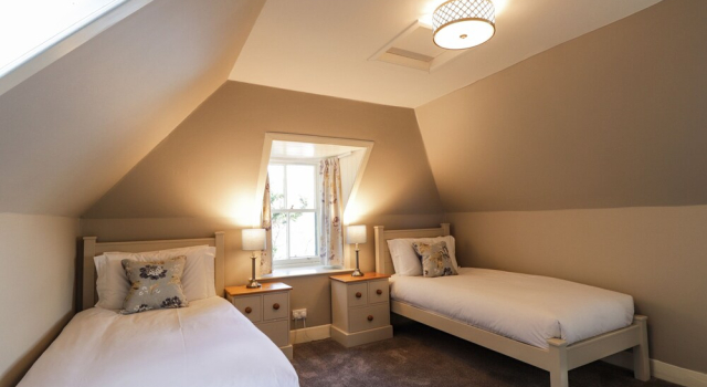 Craggan Cottage - Balmacara, Buchen Sie Ferienhaus Hotels in Schottland mit Parkplatz, Parkplätze