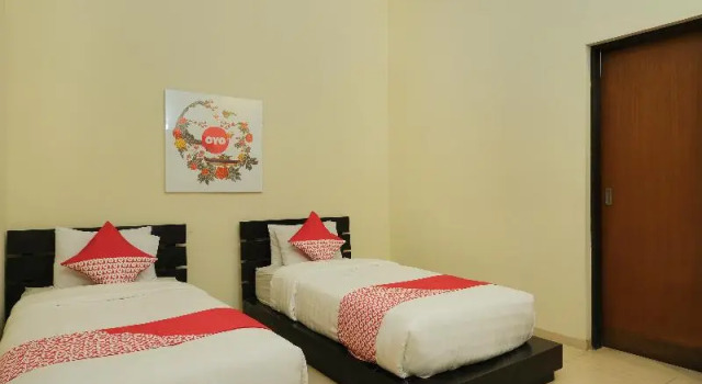 Двухместный номер Standard OYO 461 Hotel Madukoro