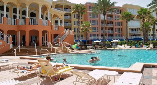 Tides 642 Luxurious pools/Hot tubs/Grills-It's Paradise!