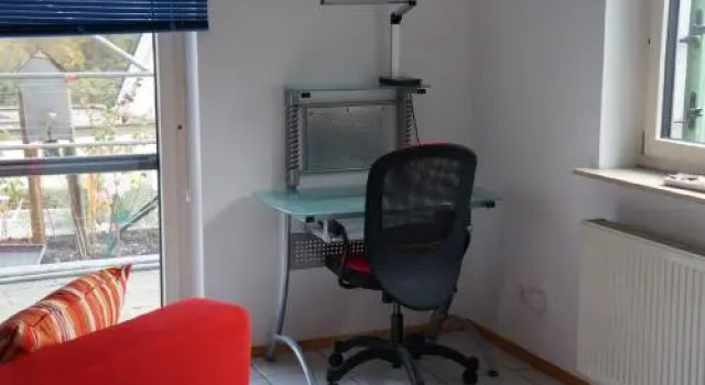 Ferienwohnung Henneberg, Rezerwuj Hotel Hotele w Bawaria z parkingiem, Parking