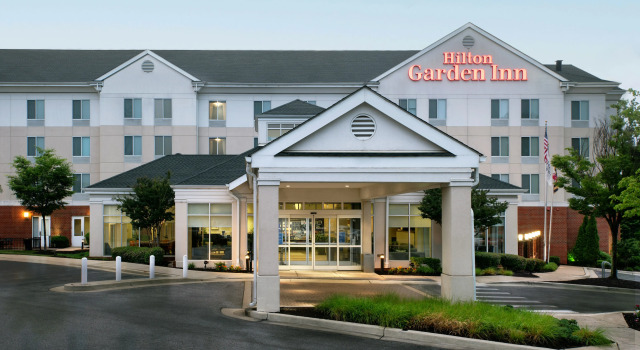 Hilton Garden Inn Silver Spring North, Book Hotel Hoteller i Silver Spring med pool, Swimmingpool