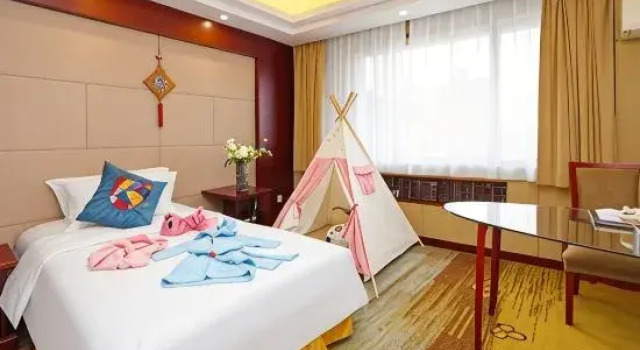 Семейный тент Yanbian Hotel