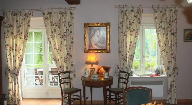 Chambres d'Hôtes la Baudrière, Prenota Hotel Livet 