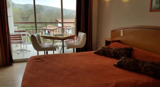 Номер Privilege Hôtel Résidence Bergara