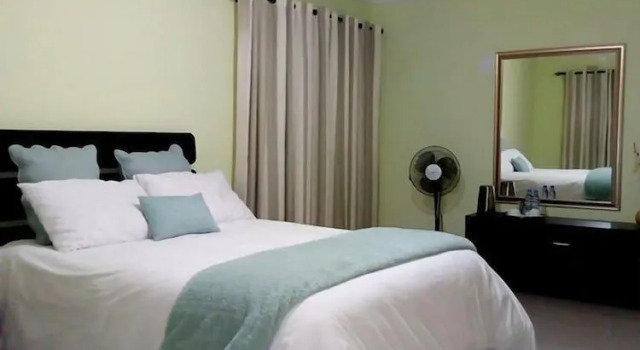 Sago Palm Executive Lodge, Book Hotel Lusaka Zambia