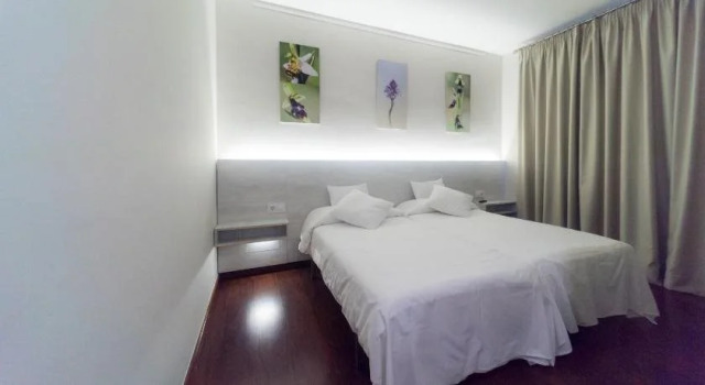 El Pi de Sant Just - Habitacions i Apartaments, Reserva ahora Hotel Olius Cataluña