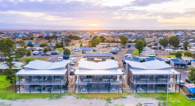 Апартаменты Wallaroo Holiday Park