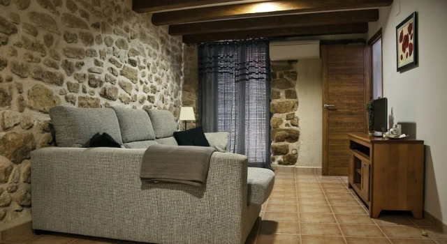 Ca La Leonor, Ecoturisme Terra Alta, Book Hotel Hotels in Aragon with Parking, Parking