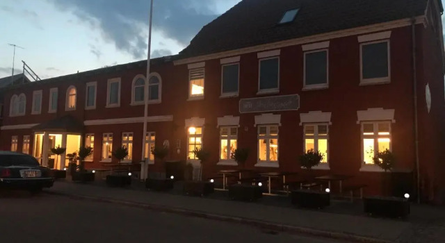 Hotel Jernbanegade, Забронировать Отель  