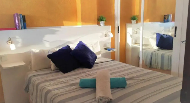 Beachfront and Bright Apartment, Забронировать Апартаменты/квартира Суэка Коста-де-Валенсия