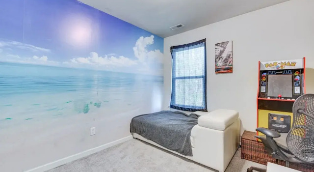 Union City Townhome: 17 Mi to Downtown Atlanta!, Book Lejlighed Hoteller i Union City med parkering, Parkering