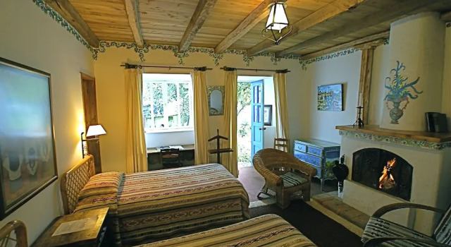 Четырёхместный семейный номер Standard Hacienda Cusin