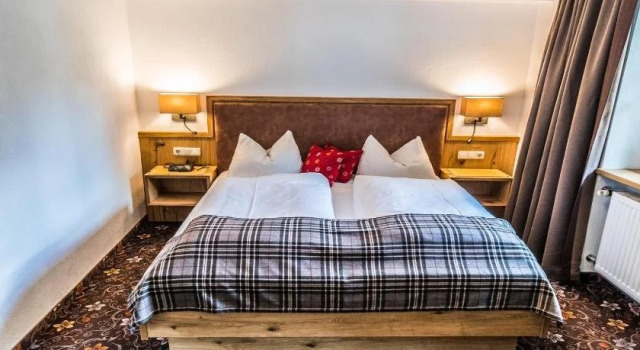 Hotel zum Goldenen Löwen, Prenota Hotel Biberwier Zugspitz Arena