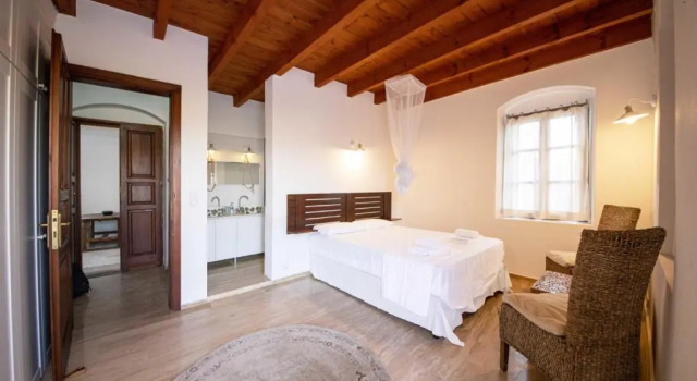 Peaceful Villa With Pool and Garden in Bodrum, Забронировать Вилла Кумкёй Турция