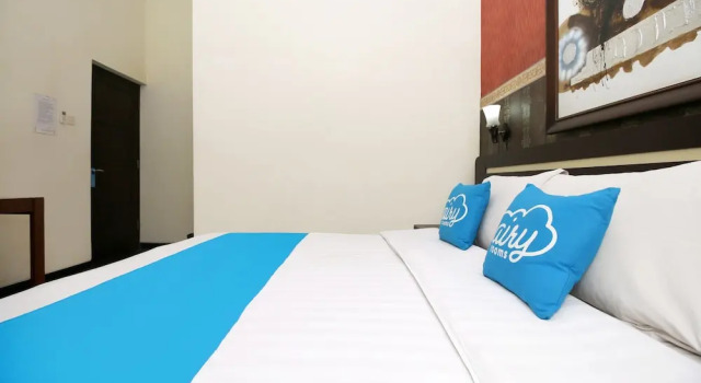 Airy Syariah Klojen Bandung 20 Malang, Boek Hotel Hotels in Malang met parkeren, in de buurt van Pulosari Food Court, Parkeren