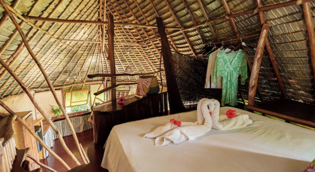 Бунгало с балконом Vanira Lodge