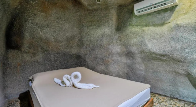 Двухместный номер Deluxe с балконом и с красивым видом из окна Ingthara Resort