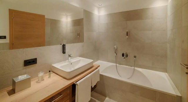 Люкс Deluxe Hotel Villa Eden