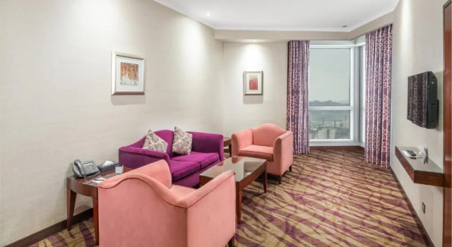 Двухместный люкс Spacious c 1 комнатой Отель Al Marwa Rayhaan by Rotana