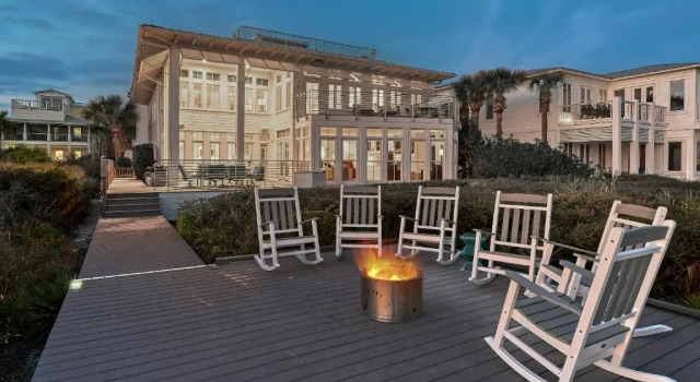 30A Beach House - The Flying Pig