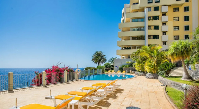 The Cliff Side Apartment by MHM, Rezerwuj Apartament Hotele w Funchal z parkingiem, Parking