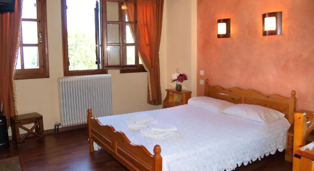 Olga Studios, Book Hotel Mouresi 