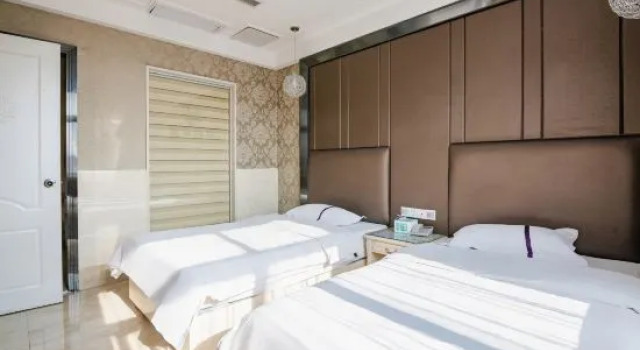 Люкс Business Bird's Nest Business Boutique Hotel (Bozhou Mengcheng Store)