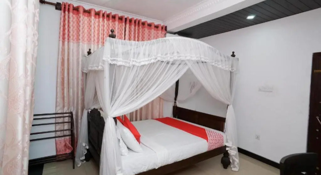 Shirantha Hotel, Забронировать Отель Отели Округа Галле 3 звезды, 3*