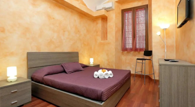 Lucky Domus Esquilino, Rezervovat Hotel Hotely v Lazio s parkováním, Parkování