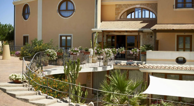 Hotel Raffael, Rezervasyon Otel Sinis Peninsula havuzlu oteller, Yüzme Havuzu