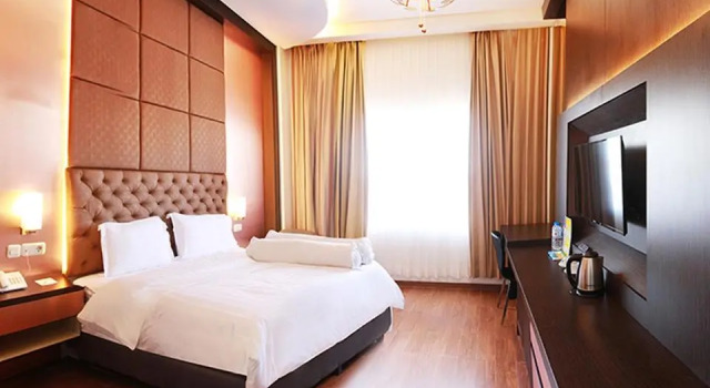 Номер Standard Emerald Hotel
