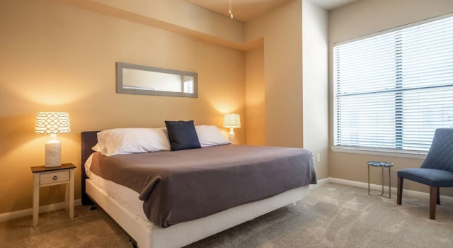 Апартаменты Executive Suite With Pool & Gym