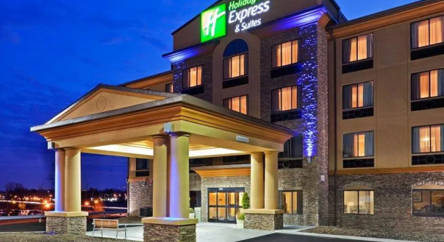Номер Executive Holiday Inn Express Hotel & Suites Syracuse North - Cicero by IHG