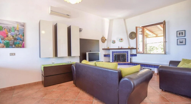 Beautiful Home in Custonaci With 4 Bedrooms, Wifi and Outdoor Swimming Pool, Book Hotel Hotels in Sicily with a Pool, Swimming Pool