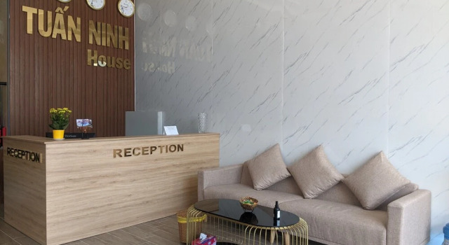 Tuấn Ninh Hotel II, Prenota Hotel Hotel economici a Con Dao
