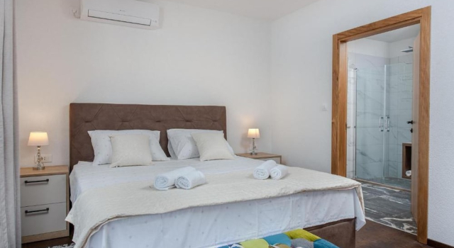 Villa Azure Bay, Prenota Villa Hotel a Croatian Islands con piscina, Piscina