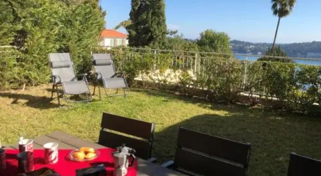 AGRIANTHE - Villefranche-sur-Mer, Забронировать Апартаменты/квартира Отели в центре Вильфранш-сюр-Мер, в центре