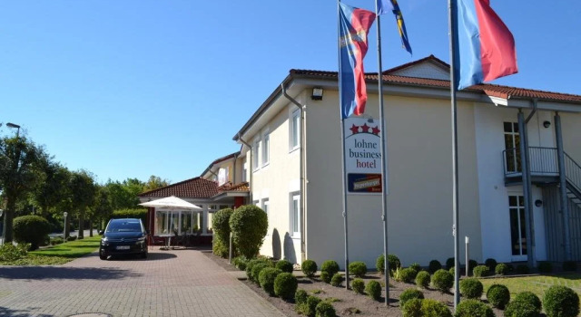 Lohne Business Hotel, Забронировать Отель Лоне Oldenburger Muensterland