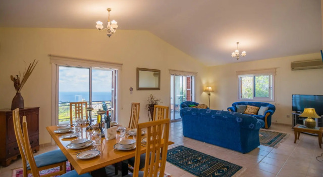 Maritsa Villa, Book Villa 3-stjernede hoteller i Neo Chorio, 3*