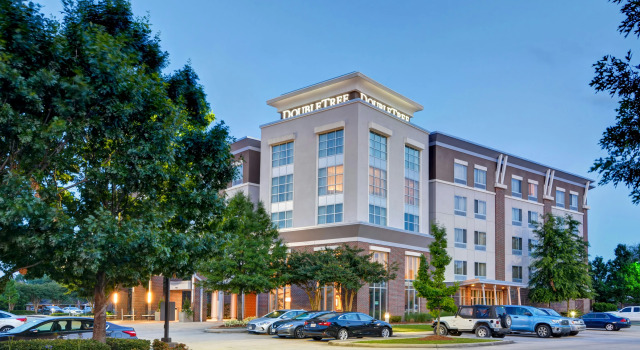 DoubleTree by Hilton Hotel Baton Rouge