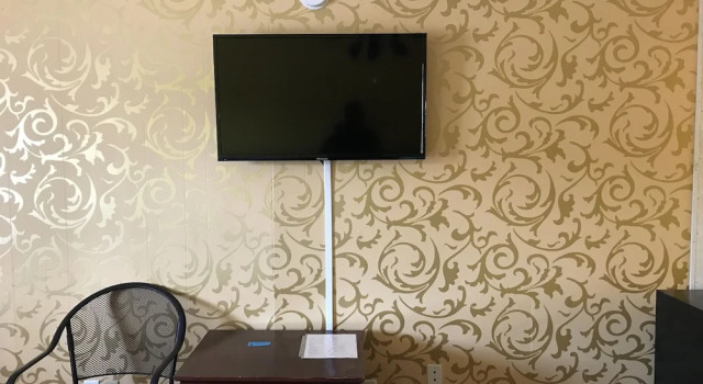 Четырёхместный номер Standard Heritage Inn Mahomet