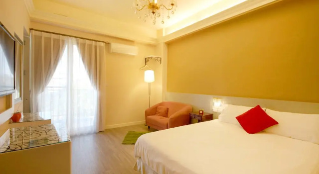 Двухместный номер Standard с балконом Ola B&B - Peng's family