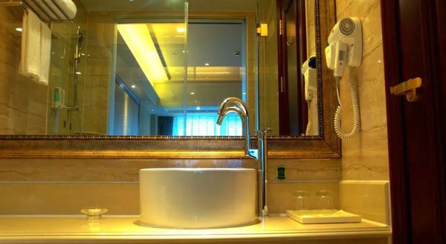 Двухместный люкс Vienna International Hangzhou Xiasha Hotel