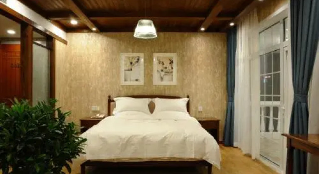 Qingdao Villa Inn No 12 Seaside Wusi Suqare, Rezerwuj Willa Shinan District , w pobliżu Qingren Dam